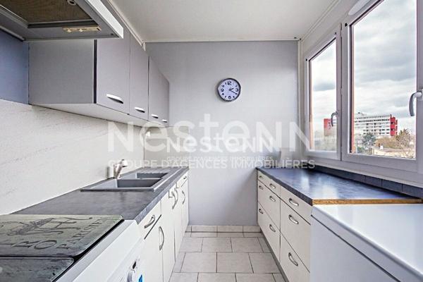 A LOUER : Appartement T3  à LONGJUMEAU avec balcon et parking