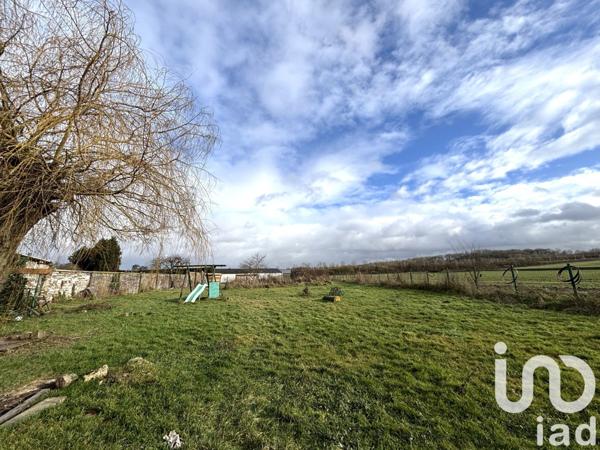 Maison 5 pièces de 130 m² à Feuillères (80200)