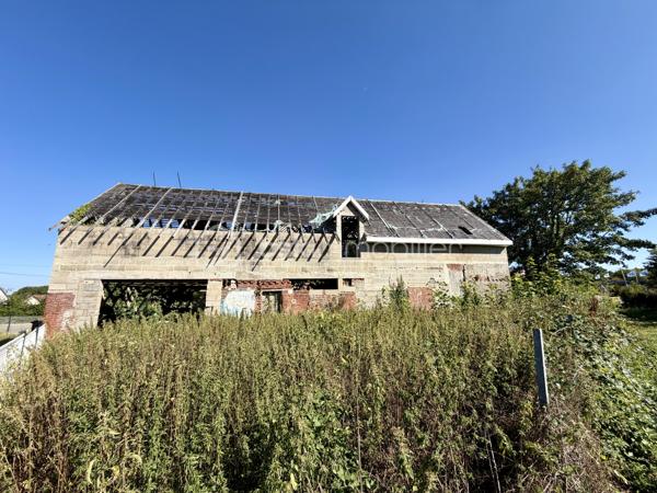 Située sur la commune de Saint-Pierre des Fleurs, à deux pas des commodités. 

Parcelle de 400 m2, constructible et viabilisé.

Une construction d'environ 90 m2 est déjà présente sur le terrain.
La charpente a été contrôlée et validée. Le permis de construire est toujours en cours de validé.

L'assainissement est collectif.

une visite filmée est disponible sur YT (ÉLISE SOARES immobilier).