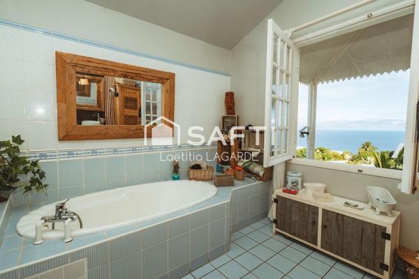 Villa de charme avec vue mer à 180° et jardin tropical – Saint-Leu