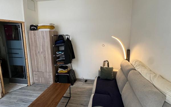 Appartement à vendre    2 pièces • 21,07 m2 Champigny-sur-Marne