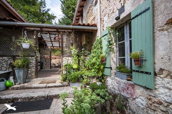 Maison à vendre |  Vanxains |  5 pièces | 142 m²