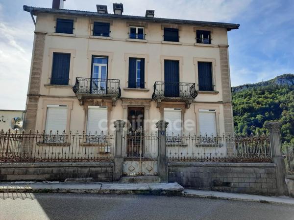 Ancienne diamanterie : un bien atypique au potentiel exceptionnel !
