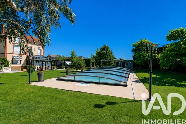 Maison à vendre 10 pièces 271 m² Solers
