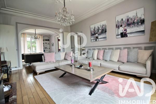 Maison à vendre 10 pièces 271 m² Solers
