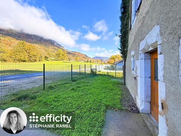 Appartement 1 pièce - 127 m² Exclusivité efficity