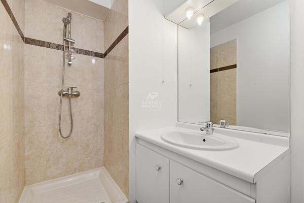 Appartement Saint Germain En Laye 5 pièces 96.61 m² Terrasse 49 m² 598 000 € **  - Référence  18396