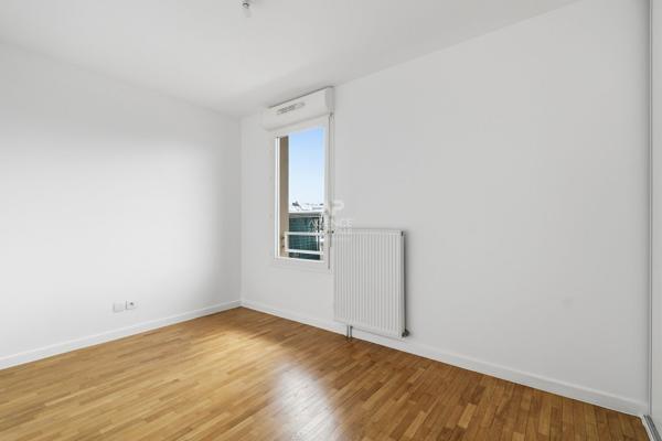 Appartement Saint Germain En Laye 5 pièces 96.61 m² Terrasse 49 m² 598 000 € **  - Référence  18396