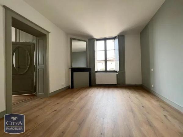 Appartement à louer 3 pièces 86.5m²