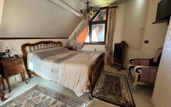 Maison à vendre    6 pièces • 170 m2 Montardon