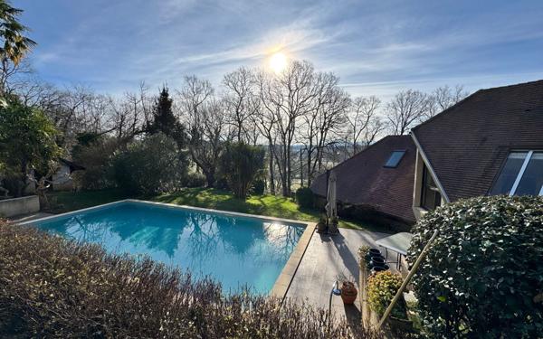 Maison à vendre    6 pièces • 170 m2 Montardon