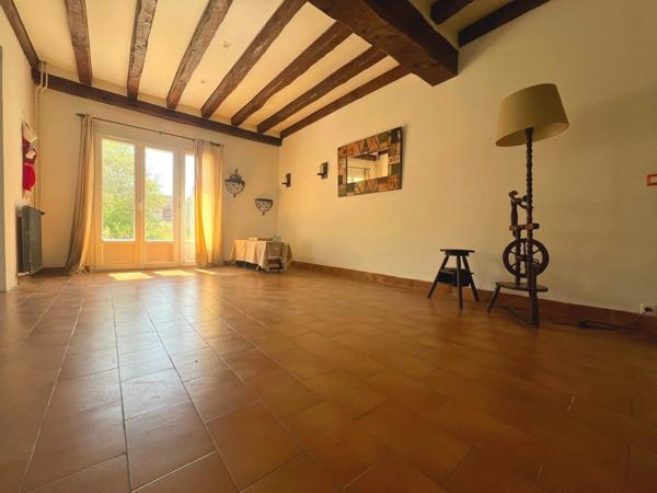 Vente Maison 8 pièces 280 m2 à Chaumes-en-Brie