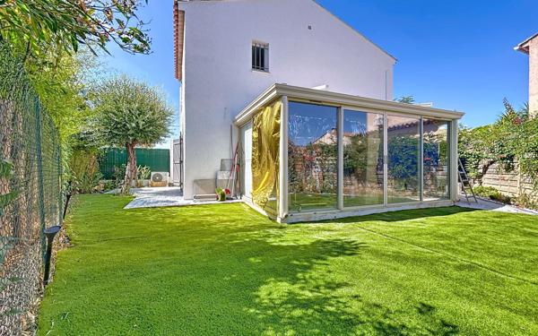 Maison à vendre    3 pièces • 71 m2 Fréjus