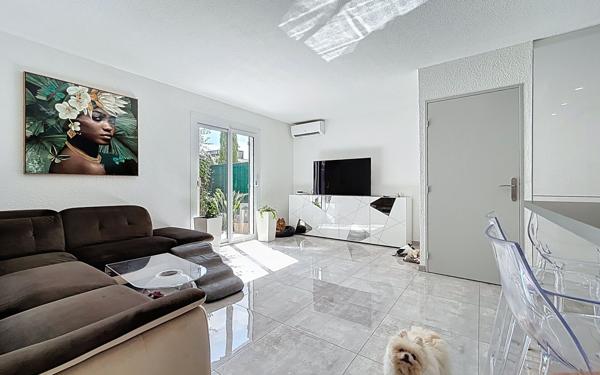 Maison à vendre    3 pièces • 71 m2 Fréjus