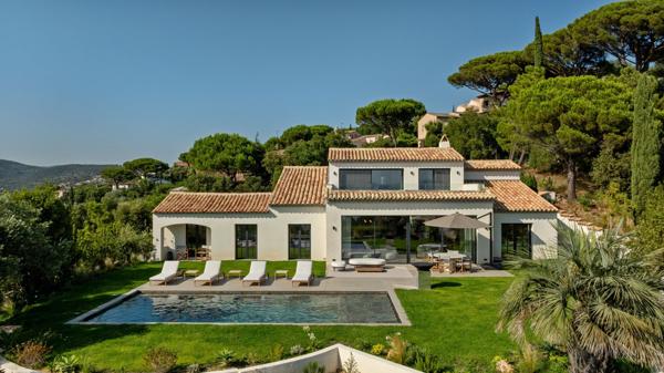 Vente Villa de luxe Sainte-Maxime 7 Pièces 247 m²