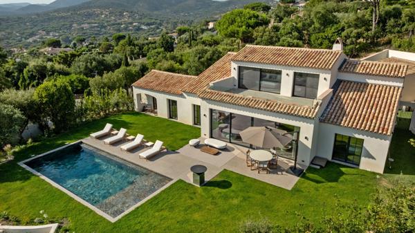 Vente Villa de luxe Sainte-Maxime 7 Pièces 247 m²