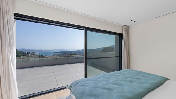 Vente Villa de luxe Sainte-Maxime 7 Pièces 247 m²