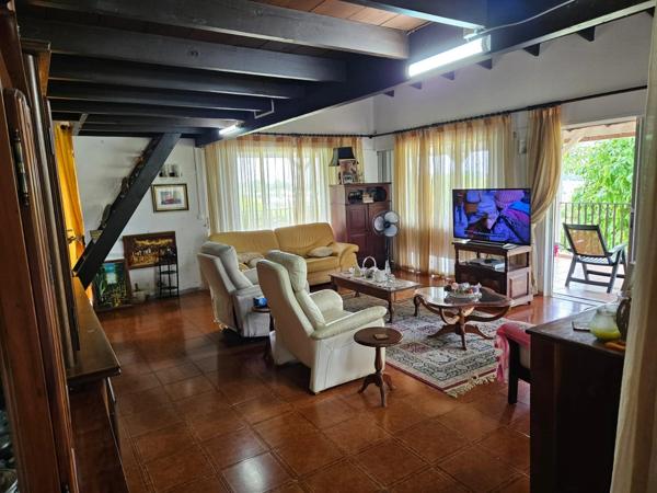 Maison à vendre 9 pièces PETIT BOURG (971)
