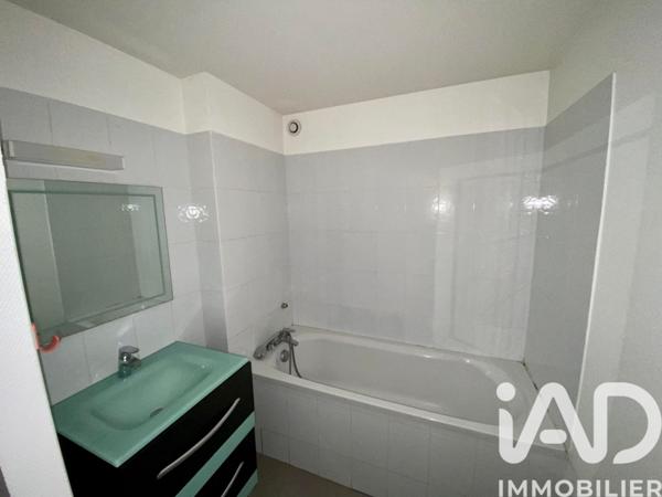 Location appartement 4 pièces 63 m² Pau