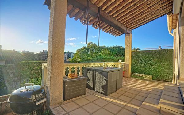 Maison à vendre    4 pièces • 110 m2 Le Cannet