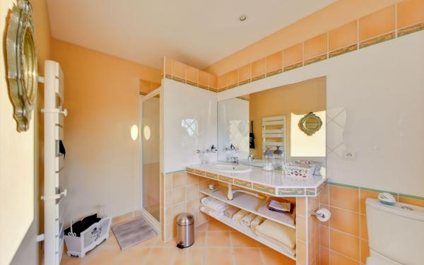 Maison à vendre    6 pièces •  Lagord