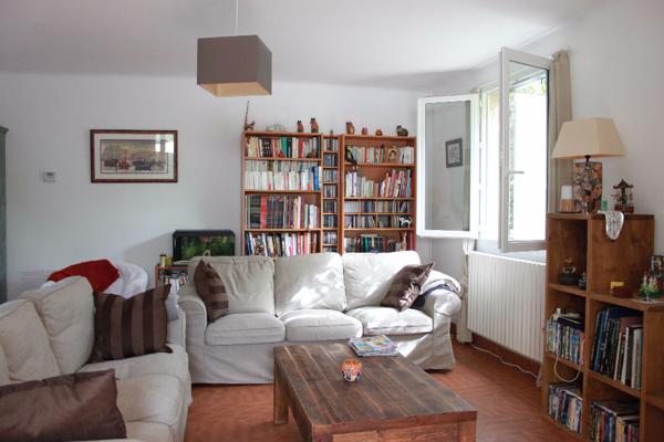 Maison de 5 pièces (99 m²) en location à VILLENEUVE LES AVIGNON