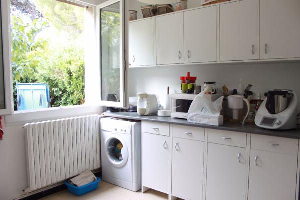 Maison de 5 pièces (99 m²) en location à VILLENEUVE LES AVIGNON