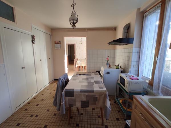 Maison à rénover 3 chambres