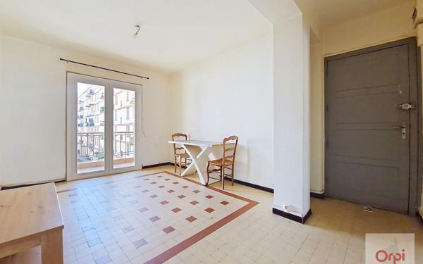 Appartement à louer    3 pièces •  Ajaccio