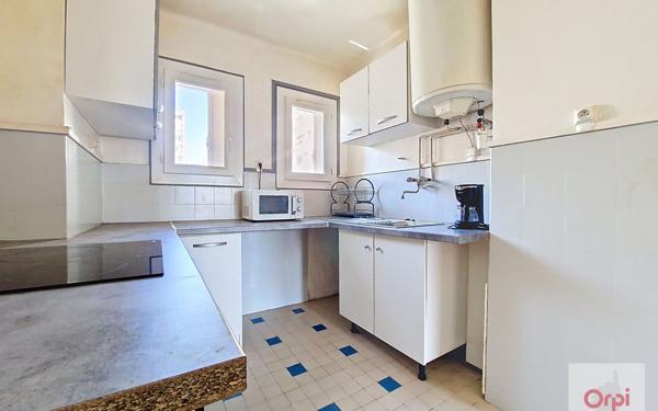 Appartement à louer    3 pièces •  Ajaccio