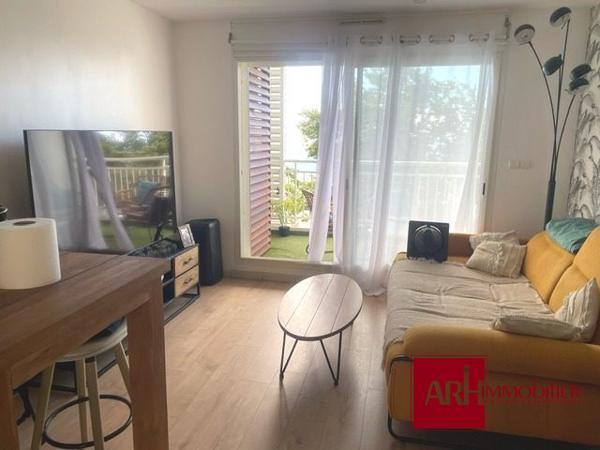 T3 Duplex Bellepierre meublé longue durée