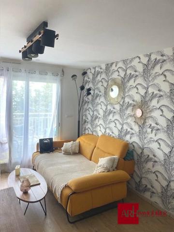 T3 Duplex Bellepierre meublé longue durée