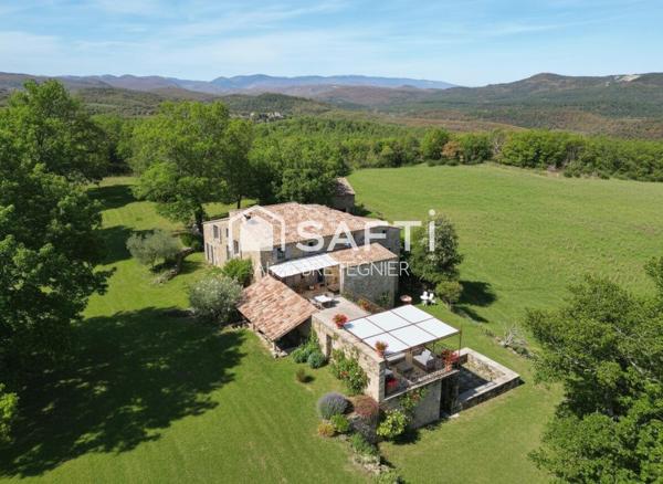 Domaine  – Ancienne Ferme en pierre rénovée avec soin
