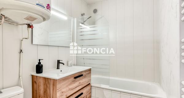 À vendre Appartement 2 pièces 32 m² - Gruissan 11430