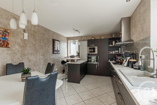 Maison à vendre  7 pièces - 261 m2 NIEDERBRONN LES BAINS - 67