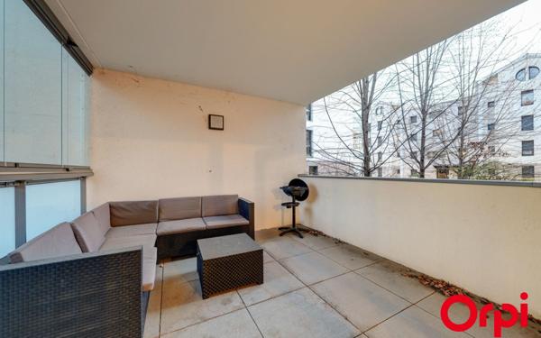 Appartement à vendre    2 pièces •  Lyon 8