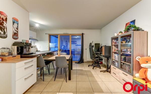 Appartement à vendre    2 pièces •  Lyon 8