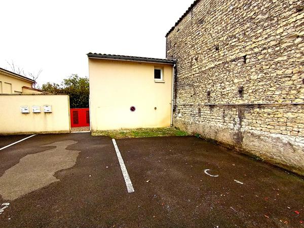 Maison 4 pièces à vendre à Salles-d'Angles