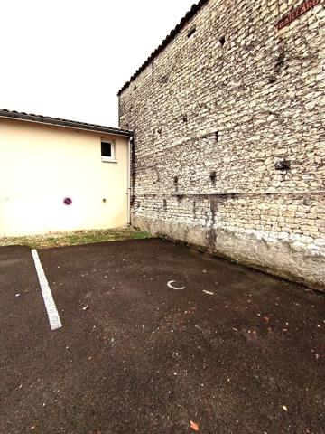 Maison 4 pièces à vendre à Salles-d'Angles