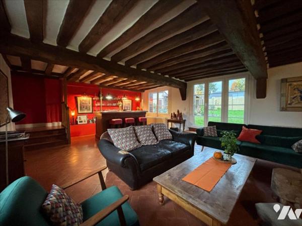 Demeure de caractère en pierres et colombages