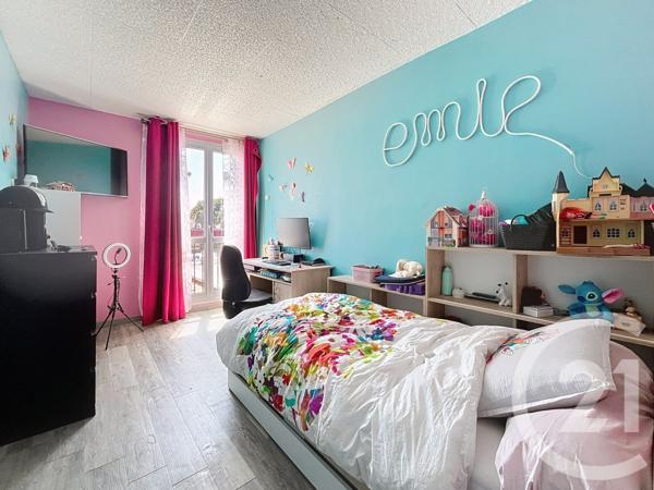 Appartement F4 à vendre  4 pièces - 73,53 m2 BRETIGNY SUR ORGE - 91