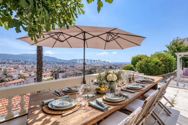 Nice Parc Impérial - Elégante villa niçoise avec vue panoramique jusqu'à la mer