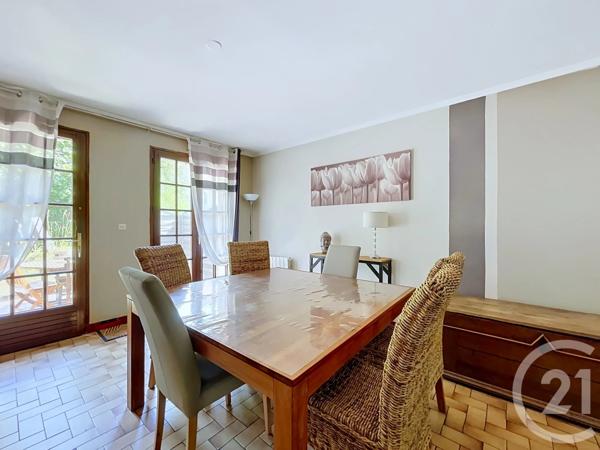 Maison à vendre  6 pièces - 113,52 m 2   VERNEUIL EN HALATTE  - 60