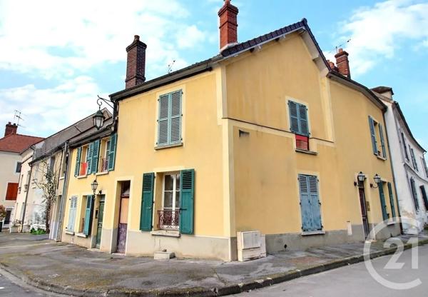 Immeuble à vendre  137 m 2   CREPY EN VALOIS  - 60