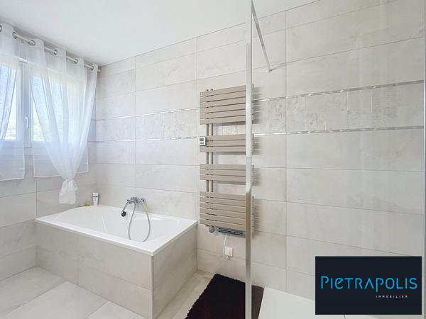 Corcelles-lès-Cîteaux Maison individuelle 224m2 avec piscine