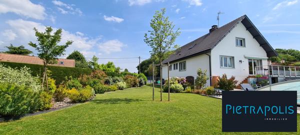 Corcelles-lès-Cîteaux Maison individuelle 224m2 avec piscine