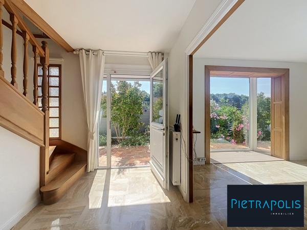 Corcelles-lès-Cîteaux Maison individuelle 224m2 avec piscine