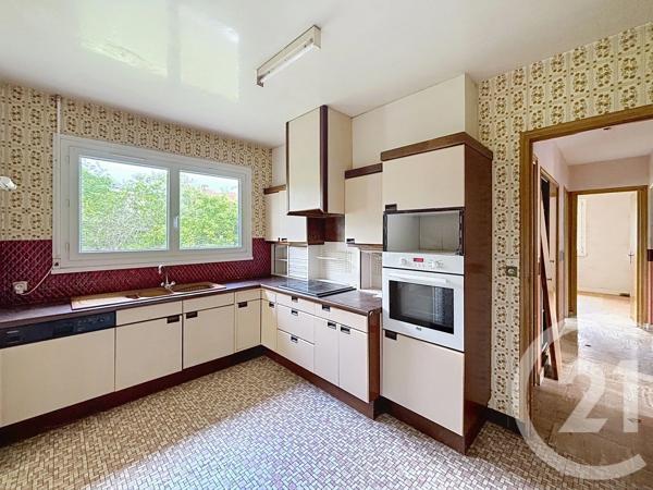 Maison à vendre  4 pièces - 130 m 2   COMPIEGNE  - 60