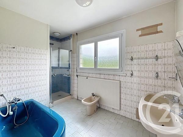 Maison à vendre  4 pièces - 130 m 2   COMPIEGNE  - 60