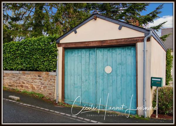 Dol-de-Bretagne (35120) PLEINE-FOUGERES. Centre. Maison bourgeoise 188 m² - 6 chambres - Terrain 1837 m².